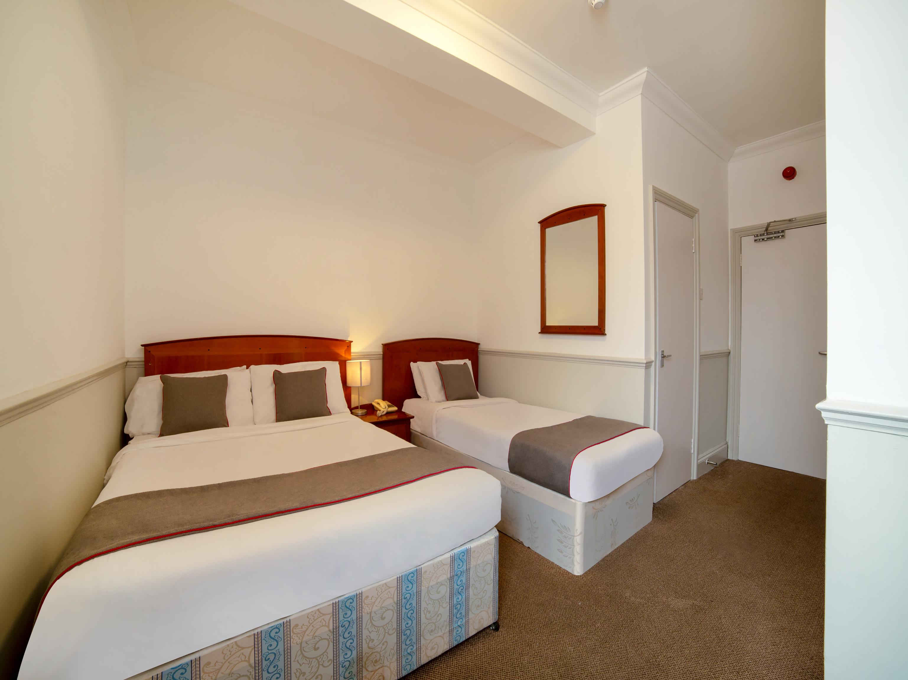 Hotel OYO London Luton Esterno foto
