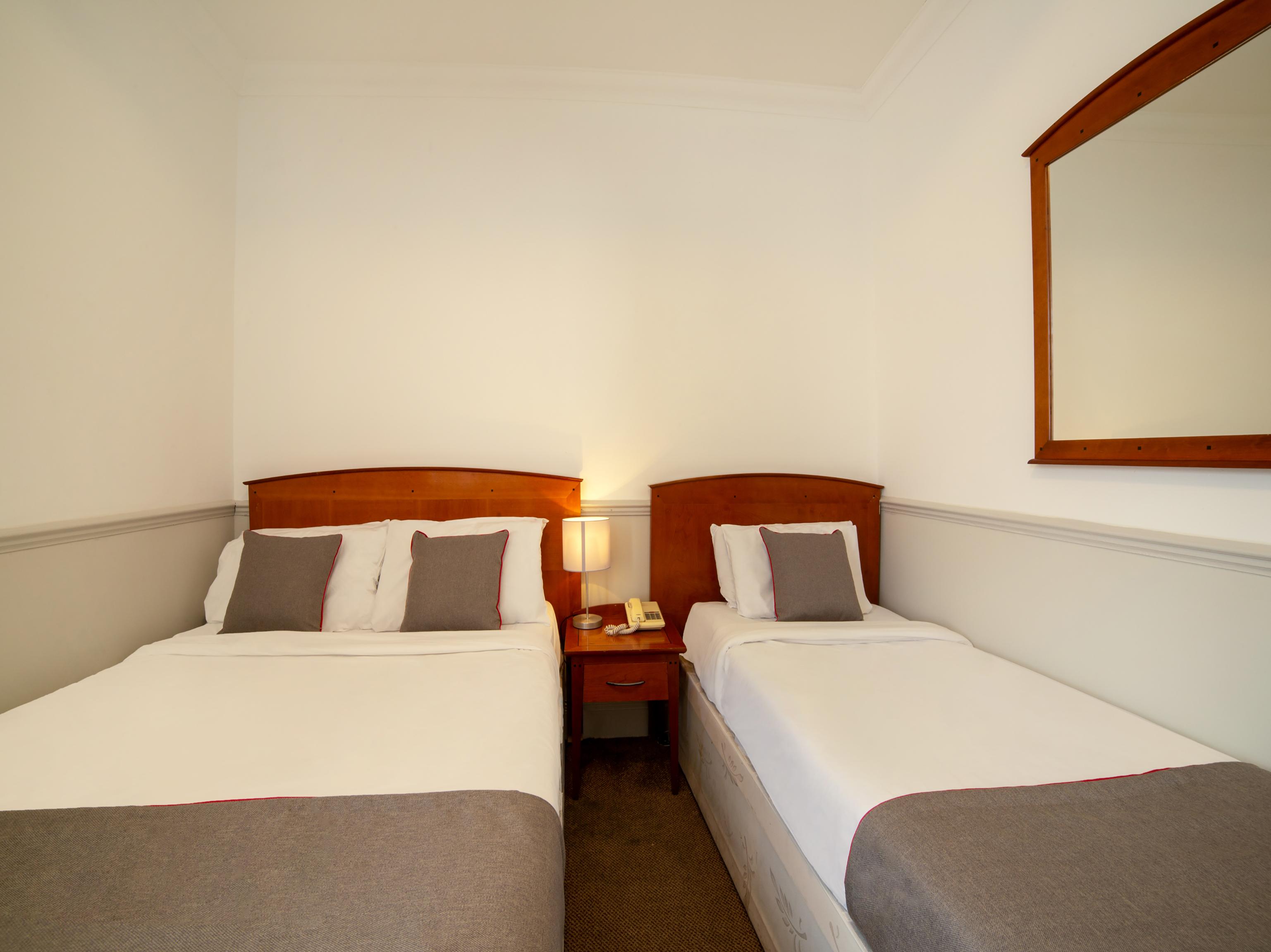 Hotel OYO London Luton Esterno foto